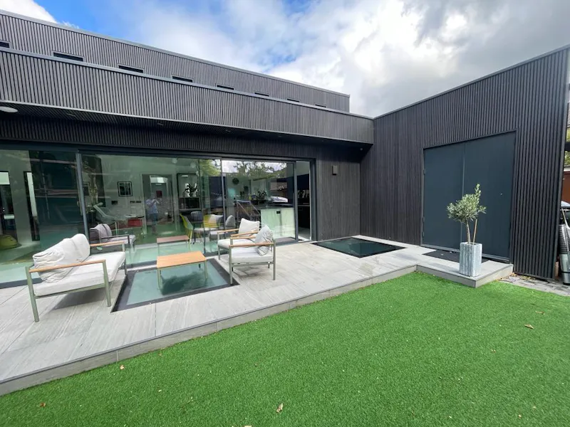 Modern hidden Surbiton house, K496 (photo 35)