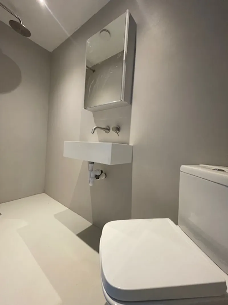Bathroom at Modern hidden Surbiton house, K496 (photo 28)