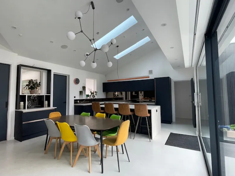 Open plan at Modern hidden Surbiton house, K496 (photo 3)