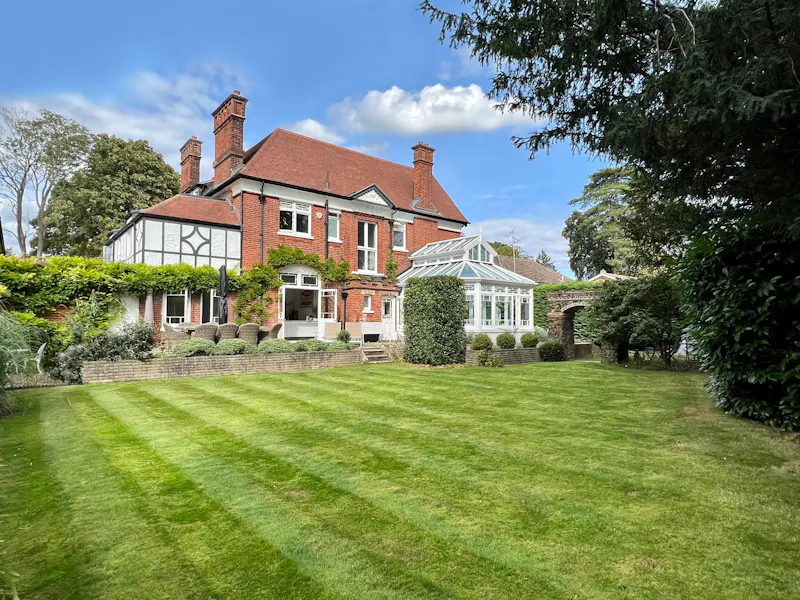 Garden at Detached Maidenhead Home, E463 (photo 39)