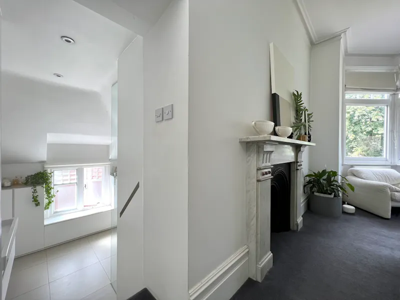 Detached Maidenhead Home, E463 (photo 29)