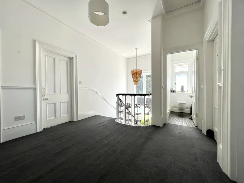 Detached Maidenhead Home, E463 (photo 24)