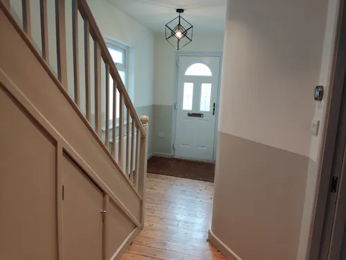 Hanwell family home, D2757