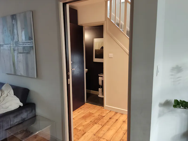 Hanwell family home, D2757 (photo 23)
