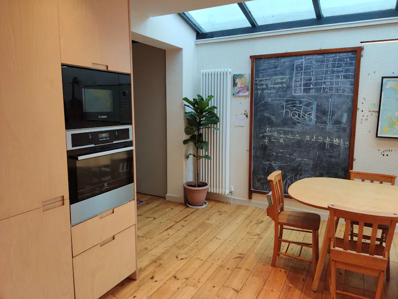 Hanwell family home, D2757 (photo 11)