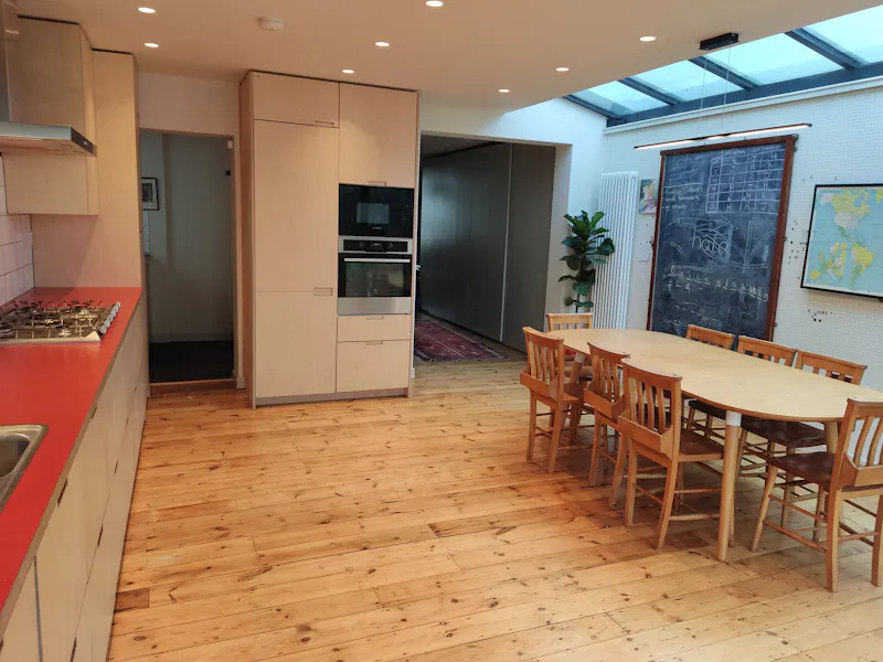 Hanwell family home, D2757 (photo 12)