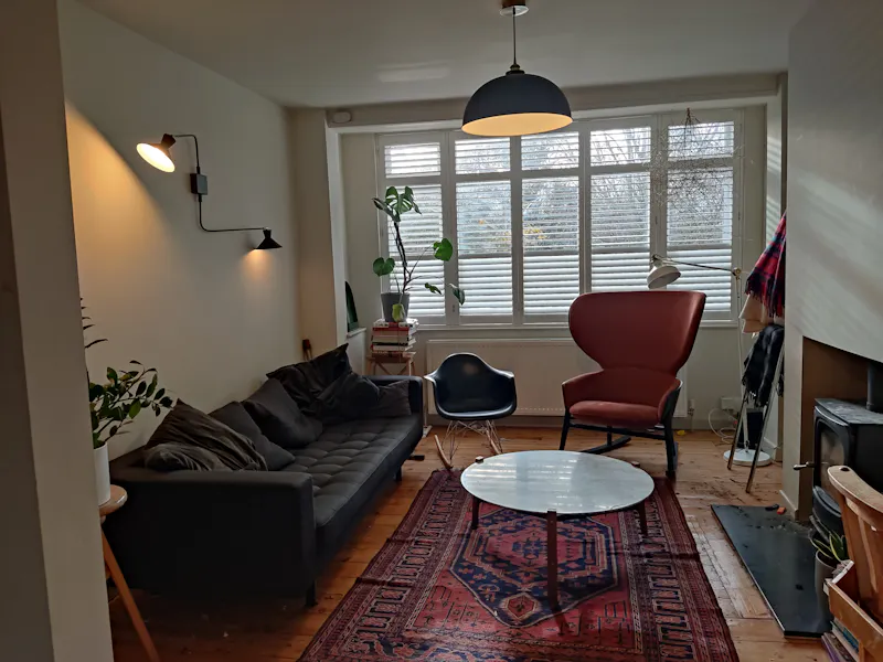 Living Room at Hanwell family home, D2757 (photo 5)