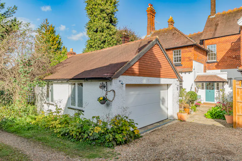 Garage at Dorking Country House, B2033 (photo 28)