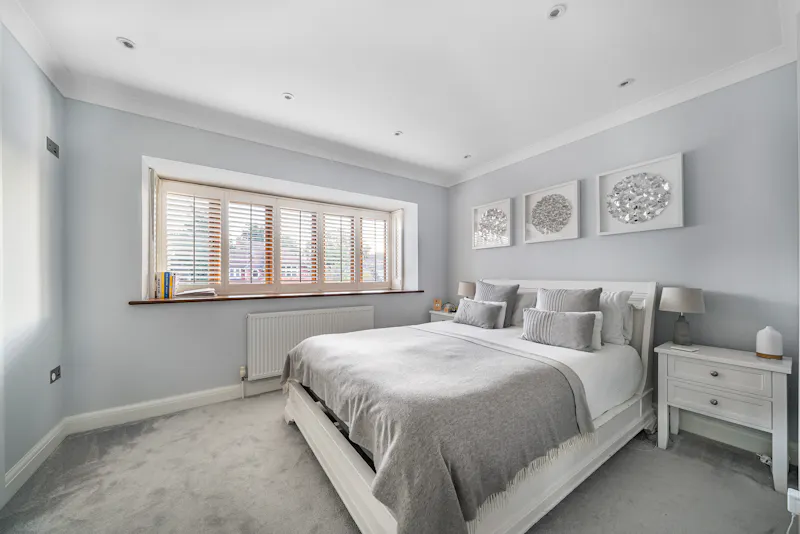 Bedroom at Suburban Beckenham house, D2760 (photo 7)