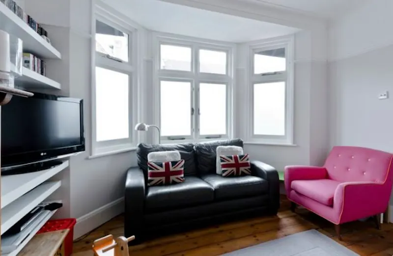 Living Room at 1930's semi in Hanwell , D2759 (photo 10)