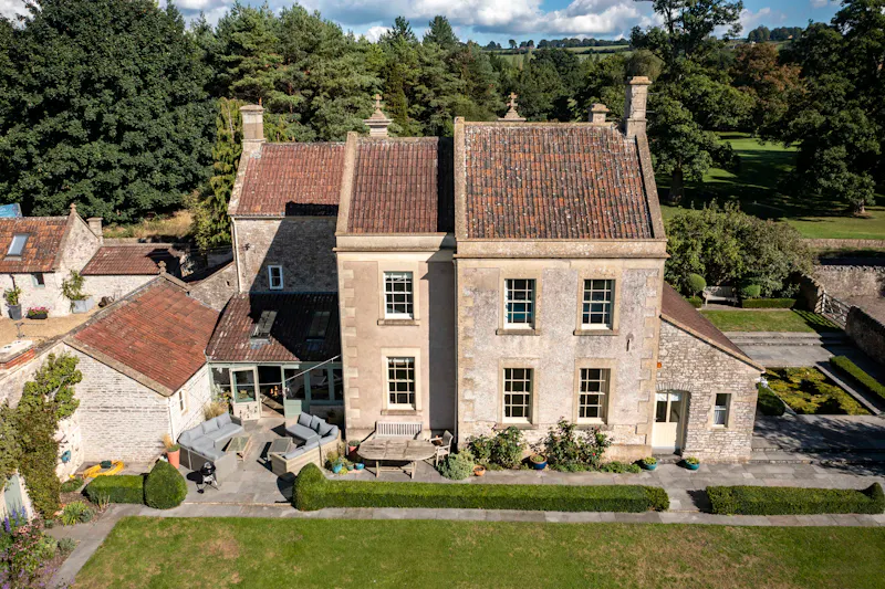 Terrace/Patio at Stunning Bath Farmhouse, A1620 (photo 20)