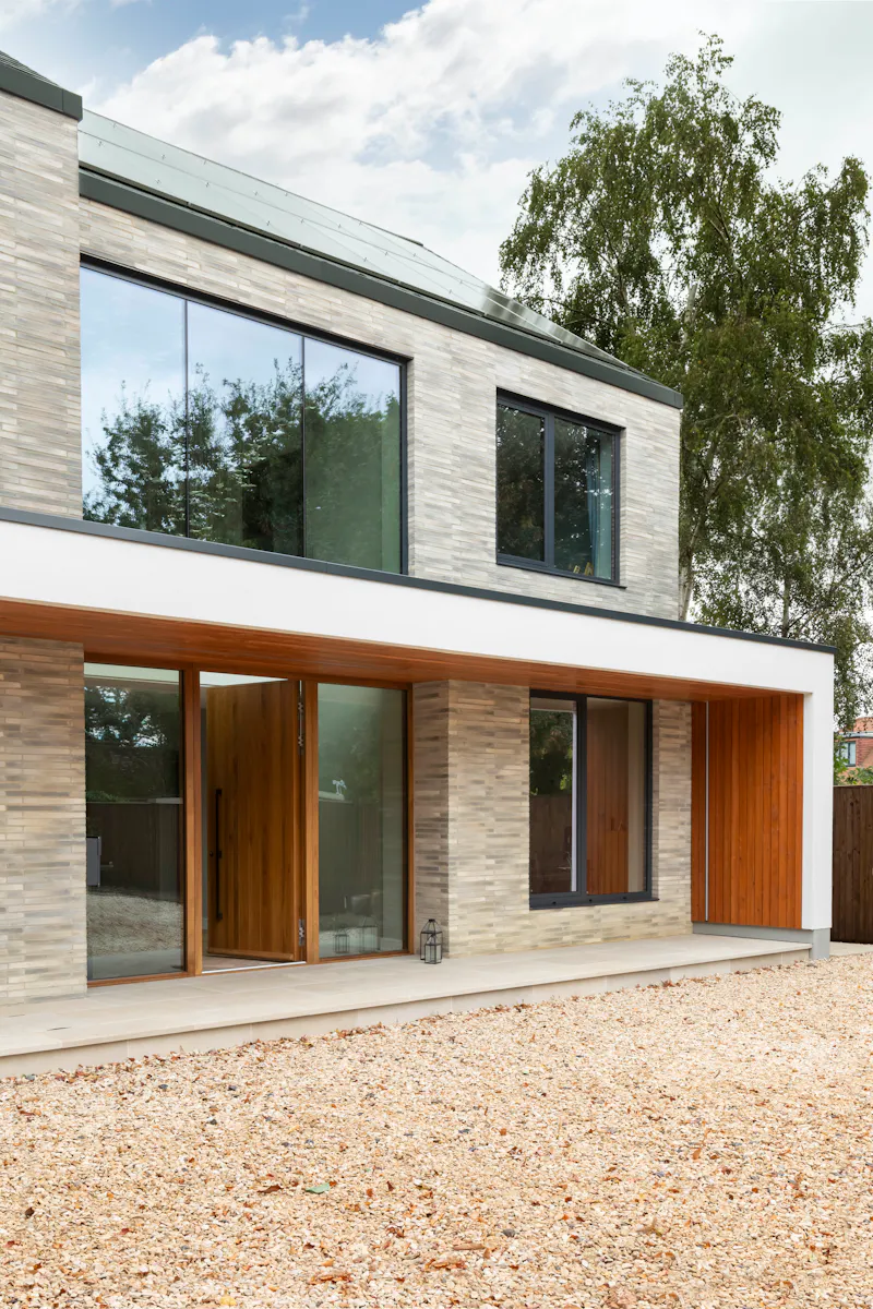 Luxury Esher modern home, K500 (photo 39)