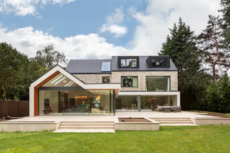 Luxury Esher modern home, K500 (photo 41)