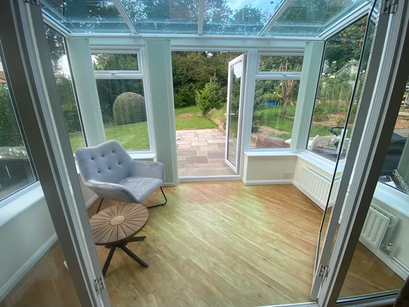Conservatory at Coulsdon 1950s Suburban house, D2761 (photo 15)
