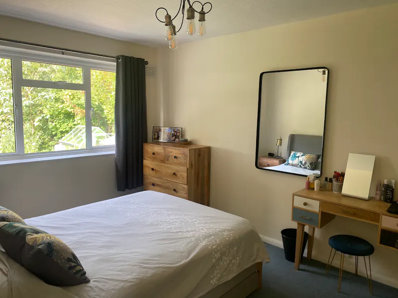 Bedroom - main at Coulsdon 1950s Suburban house, D2761 (photo 37)