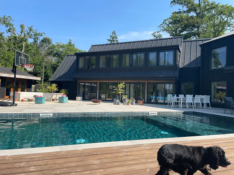 Modern pool house Wineham , D2769 (photo 13)