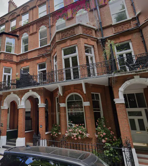 Earl's Court mansion flat, F1222