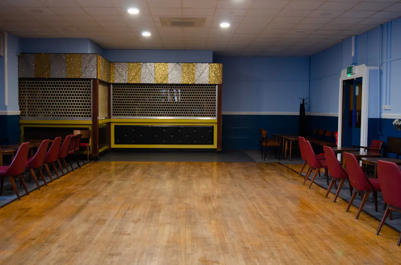 Iconic Working Men's Club, R871 (photo 13)