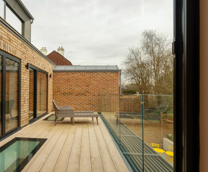 Balcony at 1930's modern Sydenham home , D2763 (photo 30)