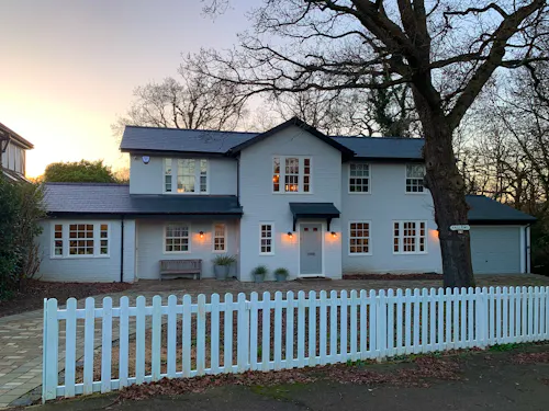 Renovated Totteridge Home, D2764
