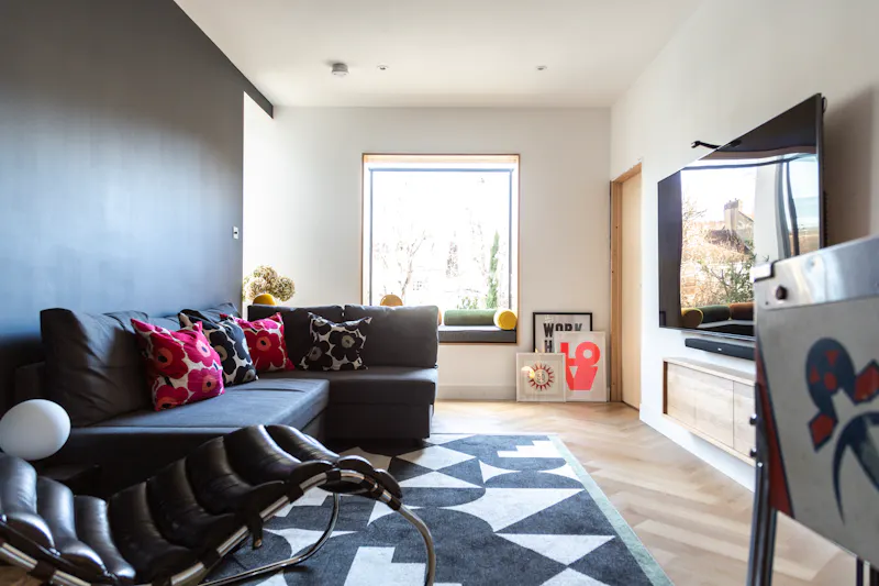 Living Room at Bright Open Highgate Home, D2765 (photo 16)