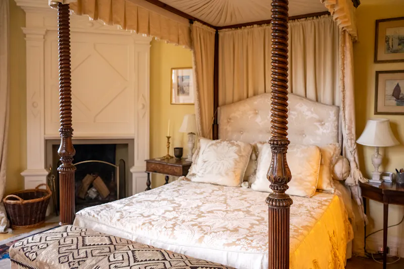 Bedroom at Billingshurst Manor House, D1308 (photo 105)
