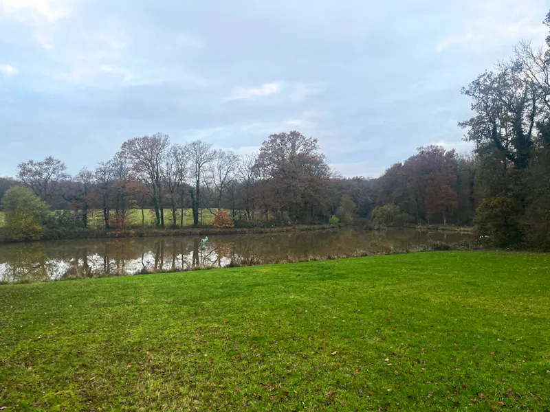 Lake at Billingshurst Manor House, D1308 (photo 131)