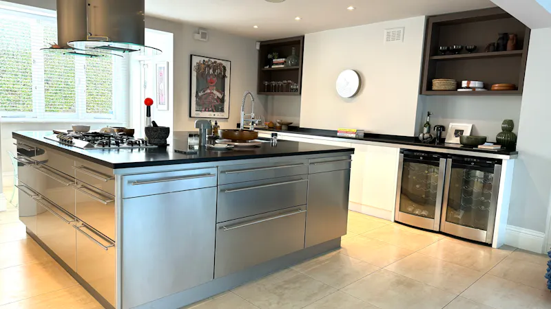 Kitchen at Vibrant Islington family home, A1307 (photo 5)