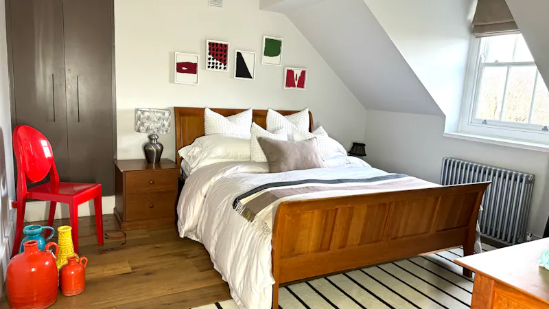 Bedroom at Vibrant Islington family home, A1307 (photo 17)