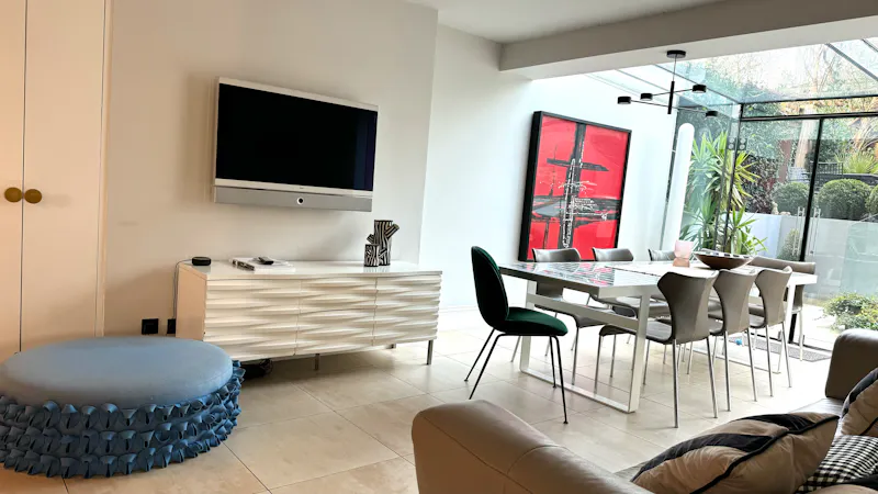Vibrant Islington family home, A1307 (photo 6)