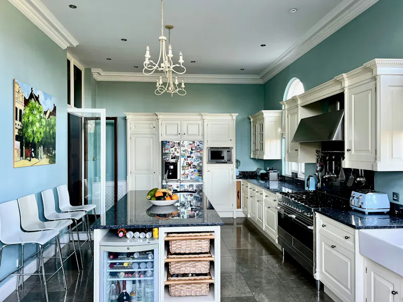Kitchen island at Elegant Longcross house, A1254 (photo 18)