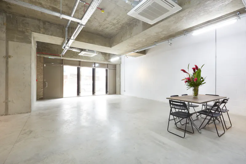 De Beauvoir concrete studios, N242 (photo 7)