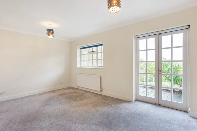 Bedroom at Vacant Longcross Country House, D2766 (photo 17)