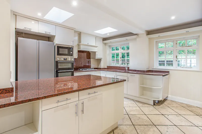 Kitchen at Vacant Longcross Country House, D2766 (photo 8)