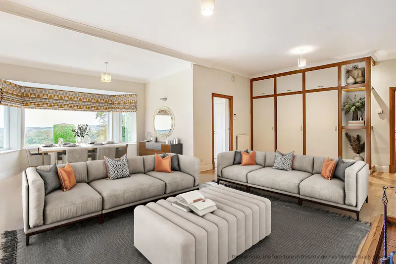 Living Room at Vacant Longcross Country House, D2766 (photo 3)