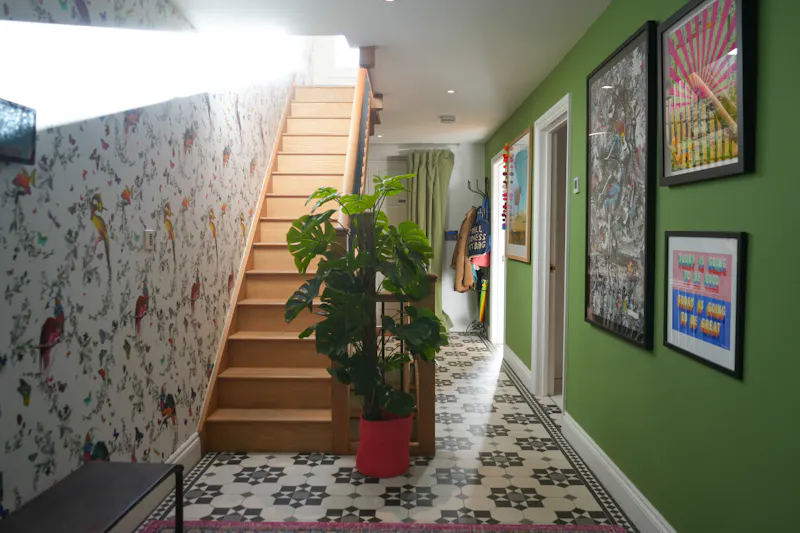 Entrance hall at Colourful Twickenham Townhouse, D2767 (photo 1)