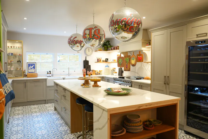 Colourful Twickenham Townhouse, D2767 (photo 6)