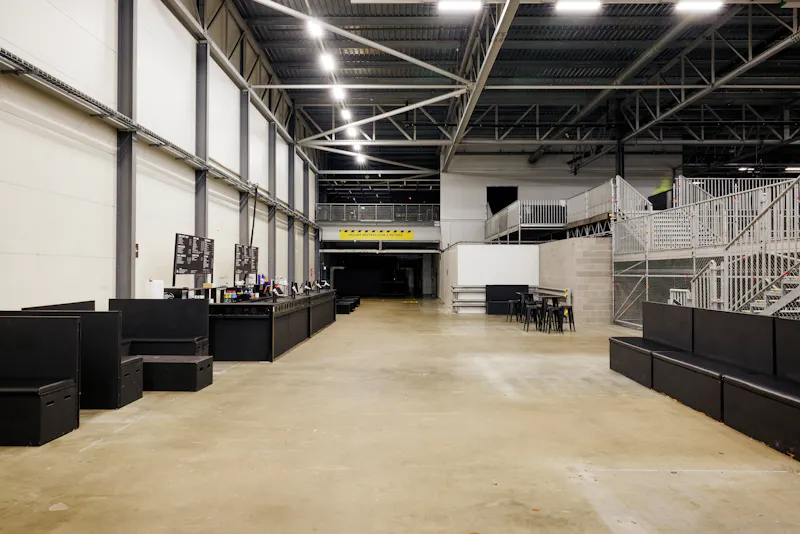Vast Tottenham Venue, N548 (photo 29)