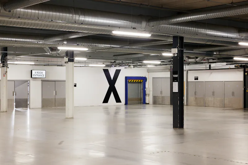Vast Tottenham Venue, N548 (photo 14)