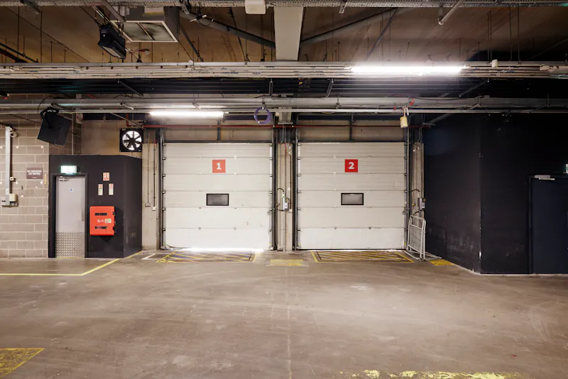 Vast Tottenham Venue, N548 (photo 53)
