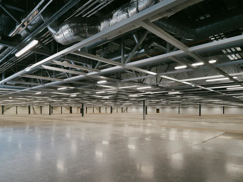 Vast Tottenham Venue, N548 (photo 40)