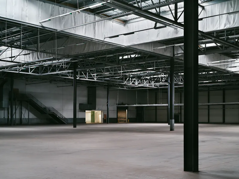 Vast Tottenham Venue, N548 (photo 17)