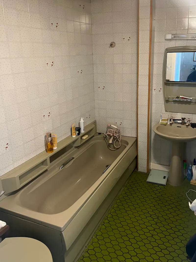 Bath at Classic Islington Townhouse, A1623 (photo 25)