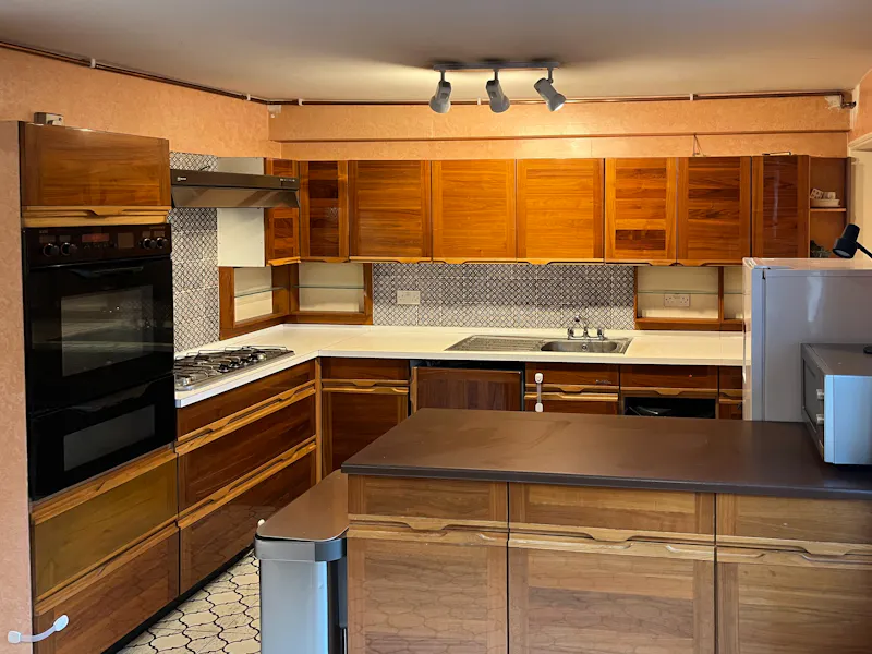 Kitchen at Classic Islington Townhouse, A1623 (photo 4)
