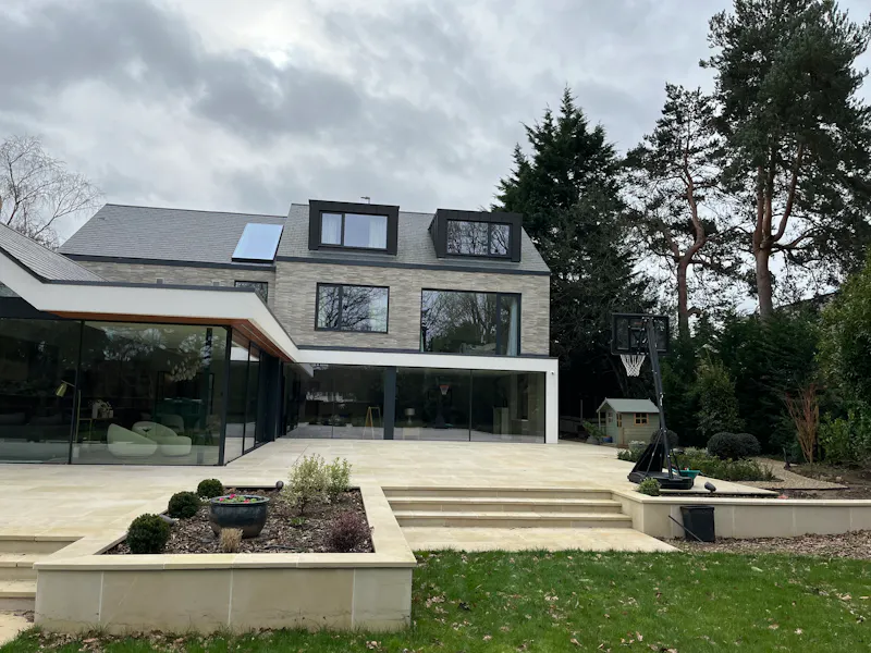 Luxury Esher modern home, K500 (photo 43)