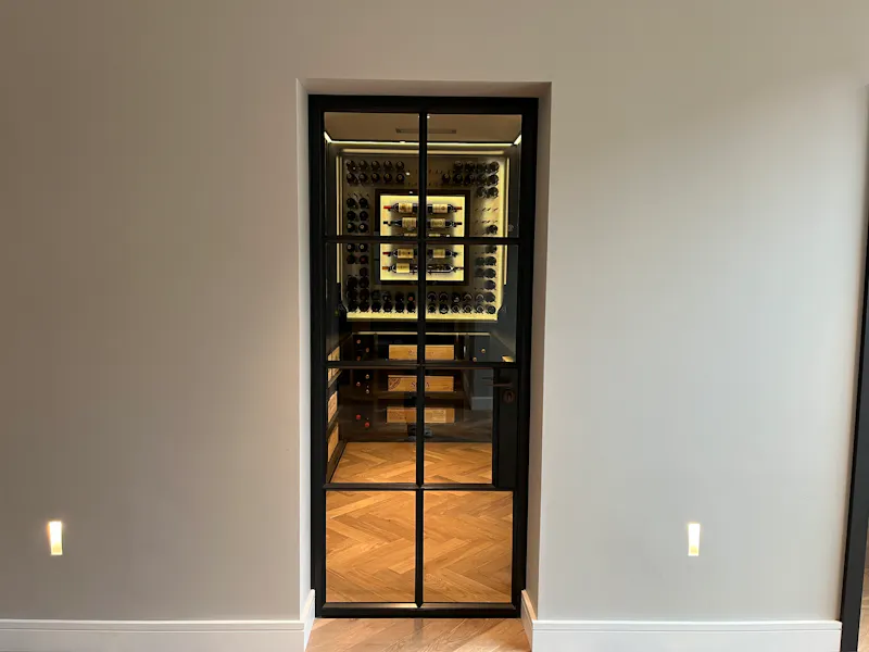 Luxury Esher modern home, K500 (photo 19)
