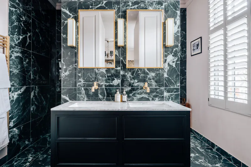 Tiled at Slick Clapham Edwardian, E530 (photo 30)