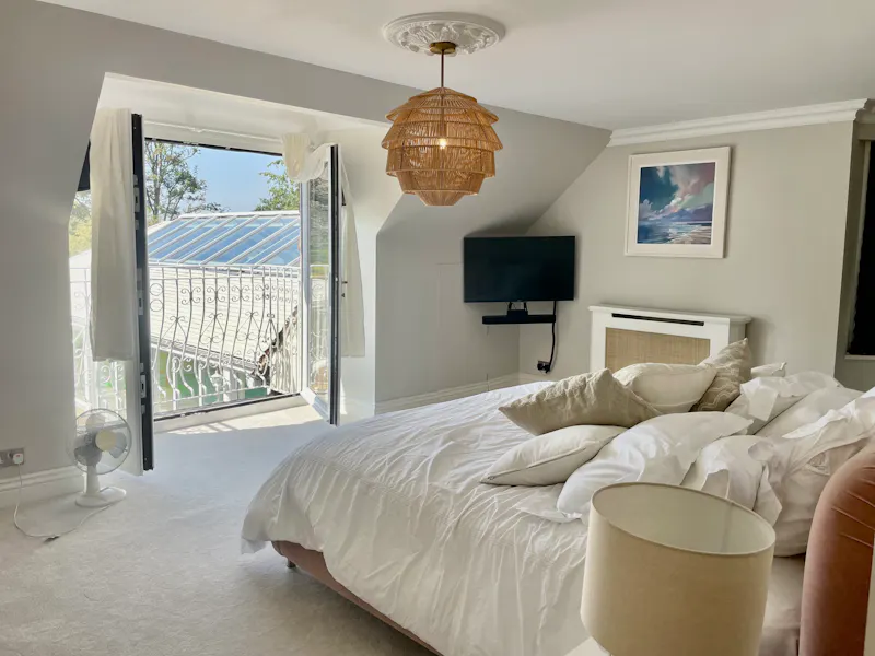 Bedroom - main at Vesitile Hampshire Pool House, D2785 (photo 16)