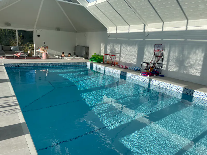 Vesitile Hampshire Pool House, D2785 (photo 25)