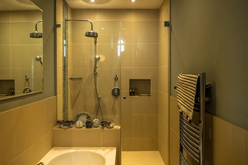 Bathroom at Luxury Knightsbridge Townhouse, A1185 (photo 18)